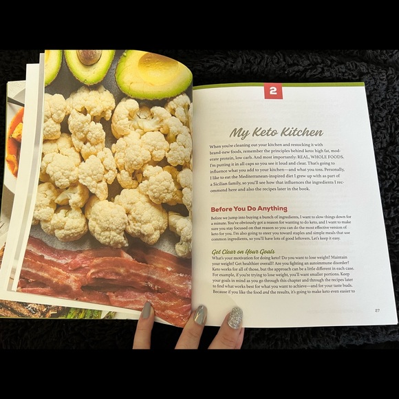 THE KETO GUIDO COOKBOOK: DELICIOUS RECIPES TO GET HEALTHY AND LOOK GREAT - Picture 13 of 17